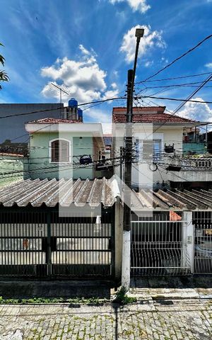 Casa à venda com 147m², 3 quartos e 1 vaga Casa à venda com 147m², 3 quartos e 1 vagaVista Quarto 1