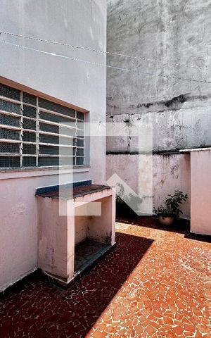 Casa à venda com 147m², 3 quartos e 1 vaga Casa à venda com 147m², 3 quartos e 1 vagaQuintal
