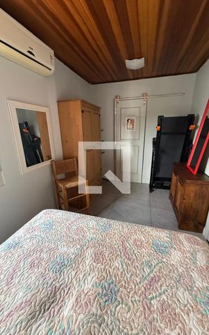 Casa à venda com 160m², 3 quartos e 1 vaga Casa à venda com 160m², 3 quartos e 1 vagaQuarto