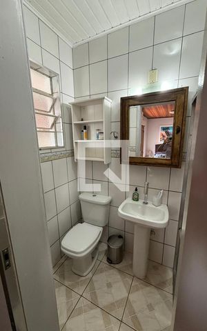 Casa à venda com 160m², 3 quartos e 1 vaga Casa à venda com 160m², 3 quartos e 1 vagaBanheiro