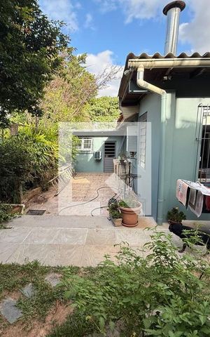 Casa à venda com 160m², 3 quartos e 1 vaga Casa à venda com 160m², 3 quartos e 1 vagaQuintal