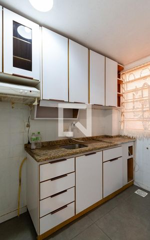 Apartamento para alugar com 53m², 2 quartos e sem vaga Apartamento para alugar com 53m², 2 quartos e sem vagaCozinha e Área de Serviço