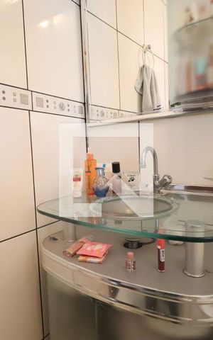 Casa à venda com 140m², 2 quartos e 2 vagasBanheiro Quarto 1 suíte