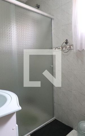 Casa à venda com 140m², 2 quartos e 2 vagasBanheiro 2