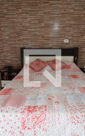 Casa à venda com 140m², 2 quartos e 2 vagasQuarto 1 suíte