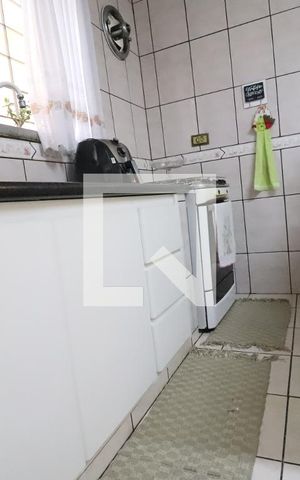 Casa à venda com 140m², 2 quartos e 2 vagasCozinha