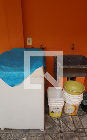 Casa à venda com 140m², 2 quartos e 2 vagasÁrea de Serviço