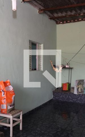 Casa à venda com 250m², 3 quartos e 2 vagasÁrea de Serviço