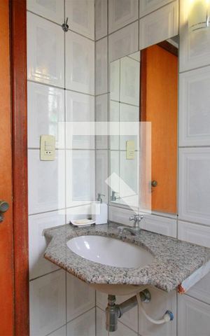 Casa à venda com 292m², 3 quartos e 2 vagasLavabo