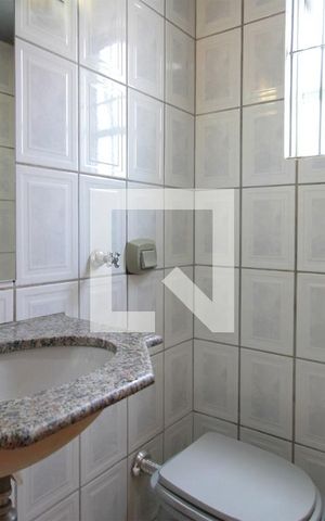 Casa à venda com 292m², 3 quartos e 2 vagasLavabo