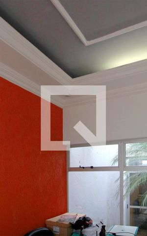 Casa à venda com 292m², 3 quartos e 2 vagasSala