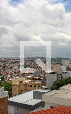 Casa à venda com 292m², 3 quartos e 2 vagasQuarto 3