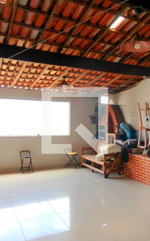 Casa à venda com 292m², 3 quartos e 2 vagasÁrea privativa