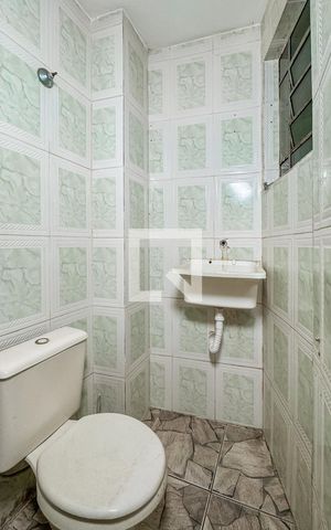 Studio à venda com 28m², 1 quarto e sem vaga Studio à venda com 28m², 1 quarto e sem vagaBanheiro