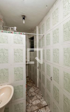 Studio à venda com 28m², 1 quarto e sem vaga Studio à venda com 28m², 1 quarto e sem vagaBanheiro