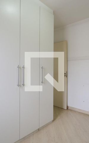 Casa de condomínio à venda com 174m², 4 quartos e 2 vagas Casa de condomínio à venda com 174m², 4 quartos e 2 vagasQuarto 1