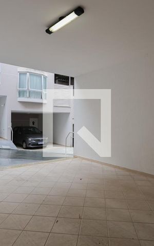 Casa de condomínio à venda com 174m², 4 quartos e 2 vagas Casa de condomínio à venda com 174m², 4 quartos e 2 vagasGaragem