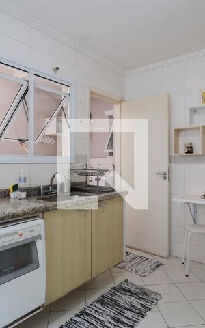 Casa de condomínio à venda com 174m², 4 quartos e 2 vagas Casa de condomínio à venda com 174m², 4 quartos e 2 vagasCozinha