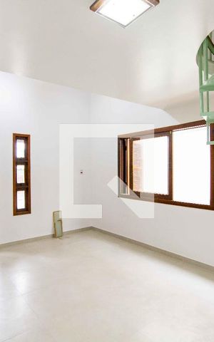 Casa à venda com 183m², 3 quartos e 4 vagas Casa à venda com 183m², 3 quartos e 4 vagasSala