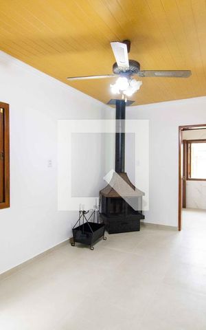 Casa à venda com 183m², 3 quartos e 4 vagas Casa à venda com 183m², 3 quartos e 4 vagasQuarto 1