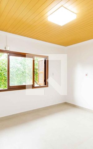Casa à venda com 183m², 3 quartos e 4 vagas Casa à venda com 183m², 3 quartos e 4 vagasQuarto 3