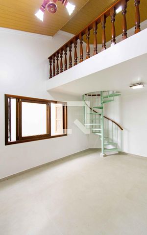 Casa à venda com 183m², 3 quartos e 4 vagas Casa à venda com 183m², 3 quartos e 4 vagasSala