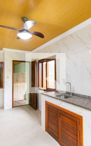 Casa à venda com 183m², 3 quartos e 4 vagas Casa à venda com 183m², 3 quartos e 4 vagasCozinha