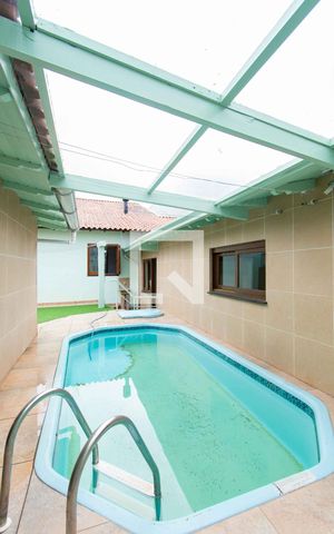 Casa à venda com 183m², 3 quartos e 4 vagas Casa à venda com 183m², 3 quartos e 4 vagasÁrea comum