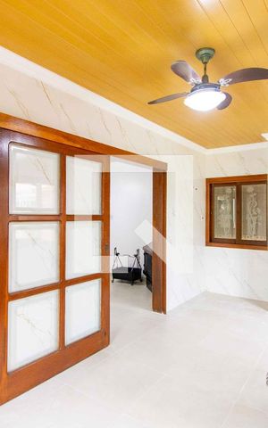 Casa à venda com 183m², 3 quartos e 4 vagas Casa à venda com 183m², 3 quartos e 4 vagasCozinha