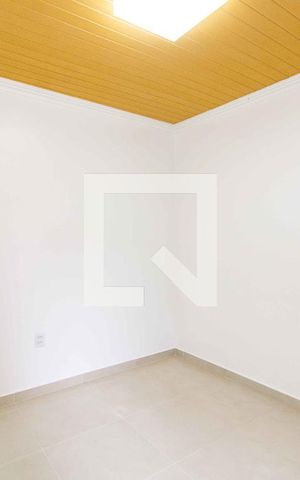 Casa à venda com 183m², 3 quartos e 4 vagas Casa à venda com 183m², 3 quartos e 4 vagasQuarto 2