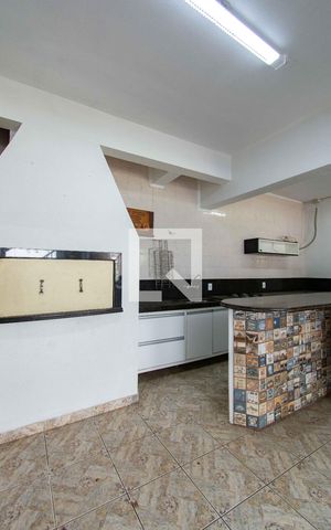 Casa à venda com 500m², 5 quartos e 4 vagas Casa à venda com 500m², 5 quartos e 4 vagasChurrasqueira