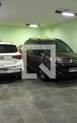 Casa à venda com 252m², 3 quartos e 4 vagasGaragem