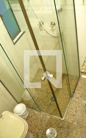 Casa à venda com 252m², 3 quartos e 4 vagasBanheiro Suíte 3
