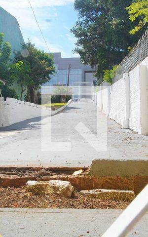 Casa para alugar com 50m², 3 quartos e 3 vagasSuíte - Vista