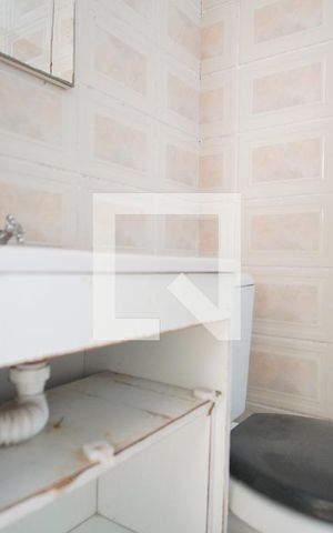 Casa para alugar com 50m², 3 quartos e 3 vagasBanheiro