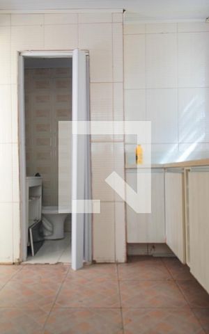 Casa para alugar com 50m², 3 quartos e 3 vagasCozinha