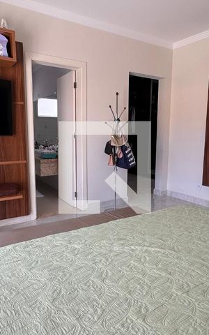 Casa à venda com 358m², 5 quartos e 6 vagas Casa à venda com 358m², 5 quartos e 6 vagasSuíte 1