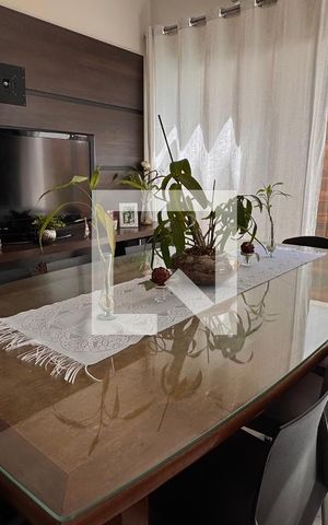 Casa à venda com 358m², 5 quartos e 6 vagas Casa à venda com 358m², 5 quartos e 6 vagasEspaço Gourmet