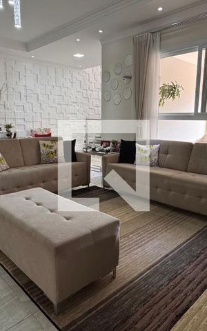 Casa à venda com 358m², 5 quartos e 6 vagas Casa à venda com 358m², 5 quartos e 6 vagasSala