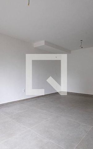 Casa de condomínio à venda com 226m², 3 quartos e 3 vagas Casa de condomínio à venda com 226m², 3 quartos e 3 vagasSala