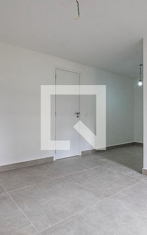 Casa de condomínio à venda com 226m², 3 quartos e 3 vagas Casa de condomínio à venda com 226m², 3 quartos e 3 vagasSuíte