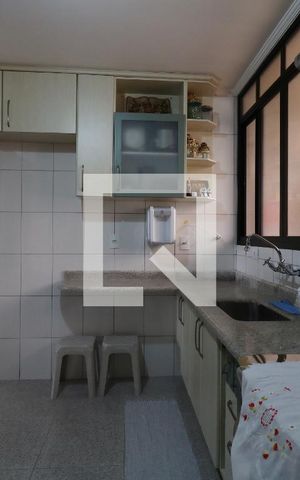 Apartamento à venda com 130m², 3 quartos e 2 vagasCozinha