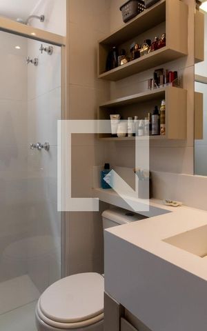Apartamento à venda com 106m², 3 quartos e 2 vagas Apartamento à venda com 106m², 3 quartos e 2 vagasBanheiro da Suíte