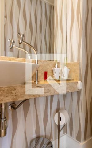 Apartamento à venda com 106m², 3 quartos e 2 vagas Apartamento à venda com 106m², 3 quartos e 2 vagasLavabo