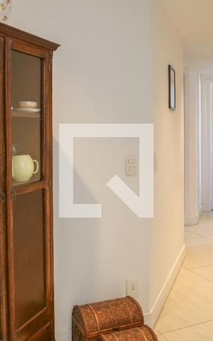 Apartamento à venda com 104m², 3 quartos e 2 vagas Apartamento à venda com 104m², 3 quartos e 2 vagasCorredor