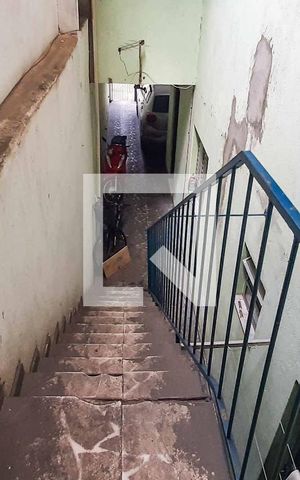 Casa à venda com 150m², 6 quartos e 2 vagas Casa à venda com 150m², 6 quartos e 2 vagasÁrea de Serviço