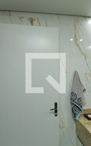 Apartamento à venda com 53m², 2 quartos e 1 vaga Apartamento à venda com 53m², 2 quartos e 1 vagaBanheiro