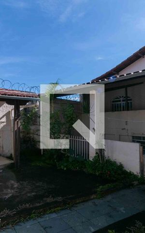 Casa à venda com 108m², 4 quartos e 2 vagas Casa à venda com 108m², 4 quartos e 2 vagasÁrea Externa