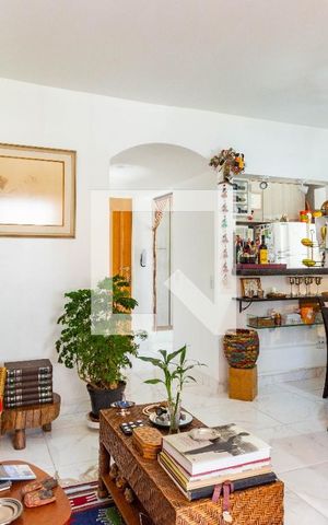 Apartamento à venda com 70m², 1 quarto e 1 vaga Apartamento à venda com 70m², 1 quarto e 1 vagaSala