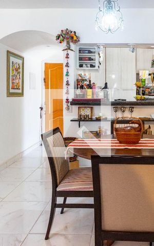 Apartamento à venda com 70m², 1 quarto e 1 vaga Apartamento à venda com 70m², 1 quarto e 1 vagaSala